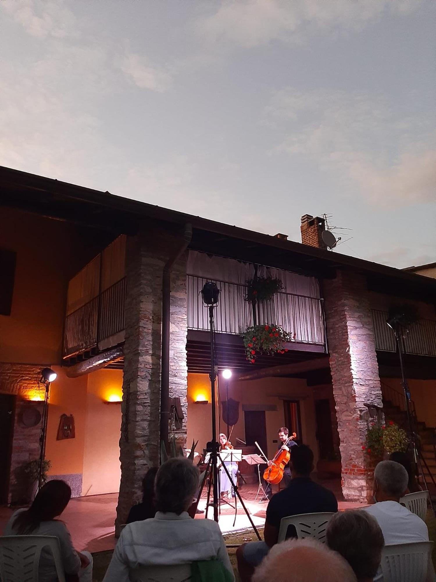 B&B Al Castello Casale Litta Exterior photo